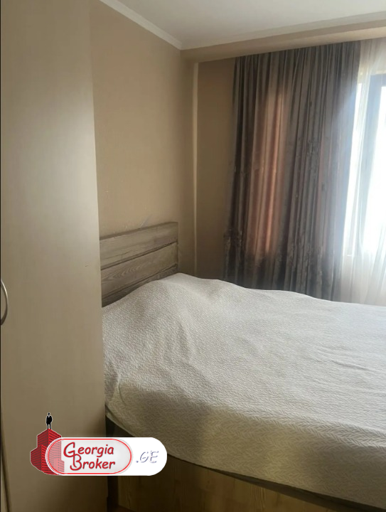 nearly repaired 3-room apartment for sale